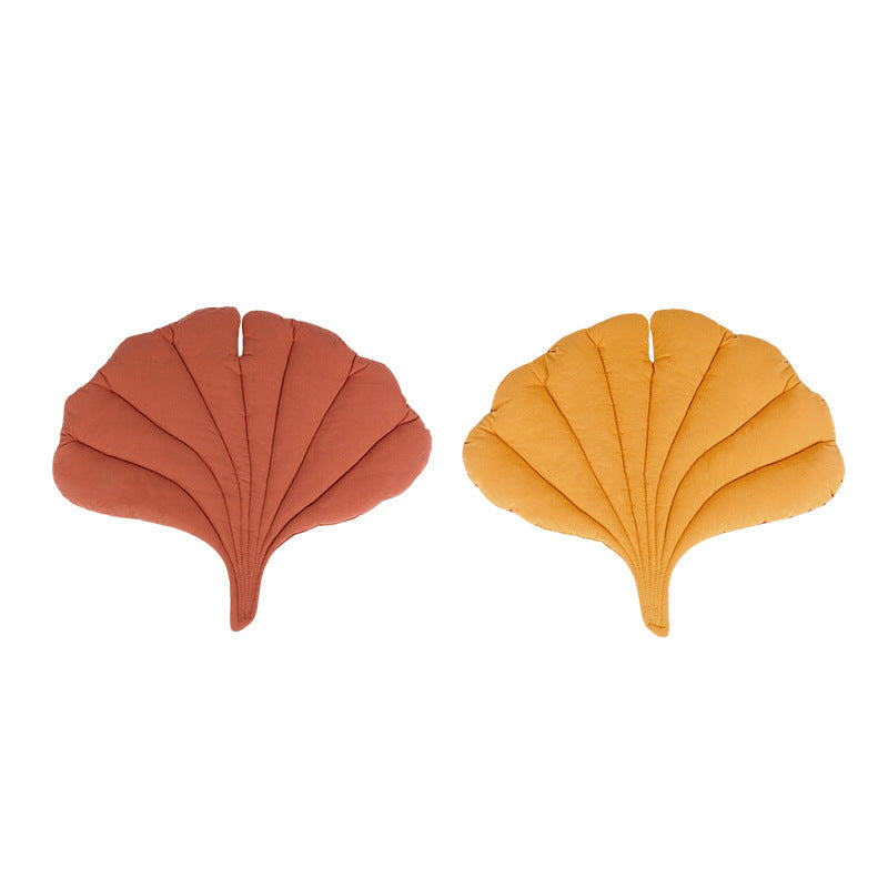 Leaf-Shaped Pet Sleeping Mat