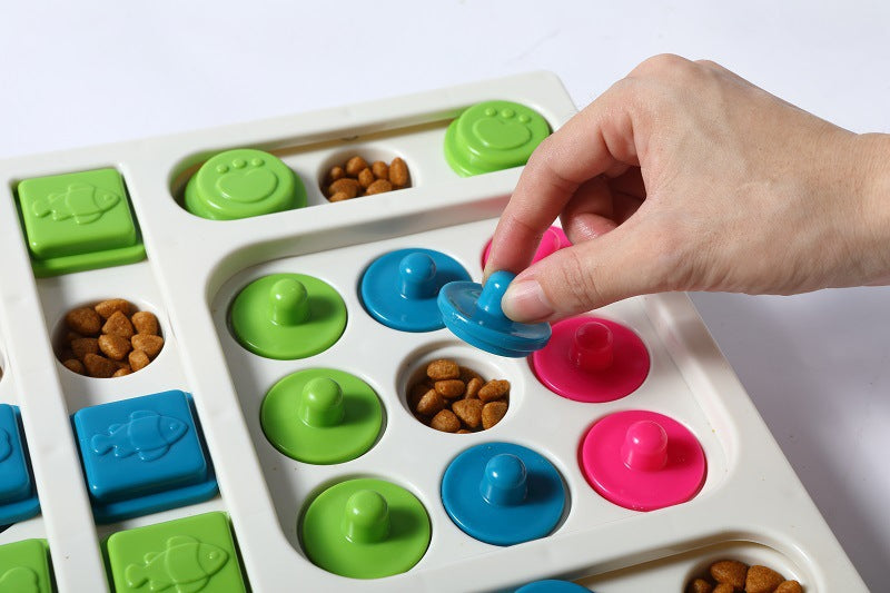 Pet Treat Puzzle Feeder